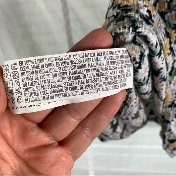 Forever 21 sunflower rayon sleeveless tunic blouse with open back small - Picture 7 of 10